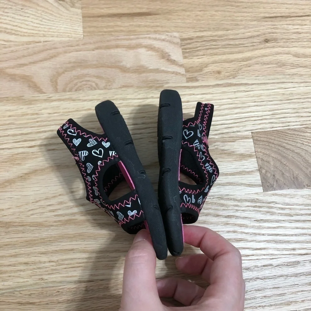 Wonder Nation Pink Black Sandals Sz 4